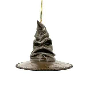 Orn.resin 3d sorting hat 7cm